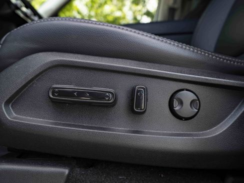 Used 2023 Honda Pilot EX-L image 41