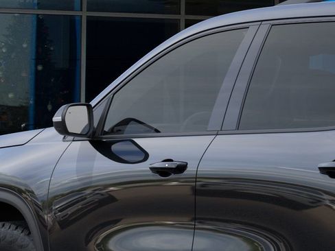 New 2026 Chevrolet Traverse Z71 image 12