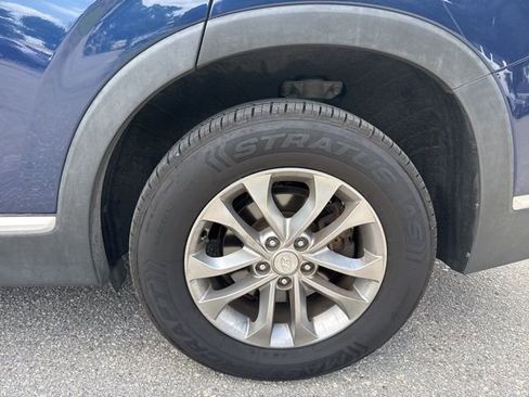 Used 2020 Hyundai Santa Fe SEL image 14