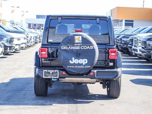 Used 2024 Jeep Wrangler Unlimited Sahara AWD/4WD image 5
