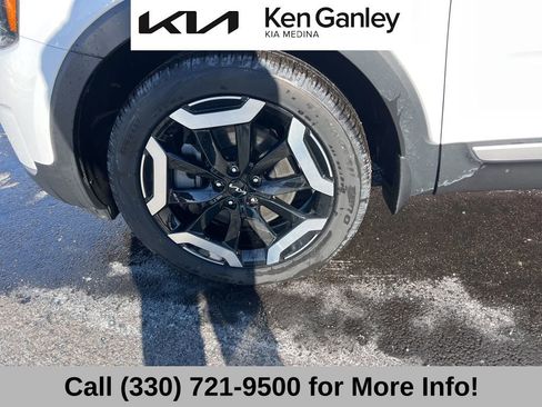 Certified 2024 Kia Telluride S w/ S Sunroof Package image 17