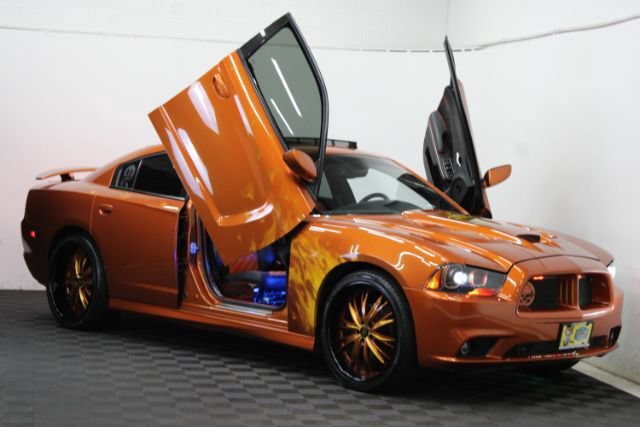Used 2011 Dodge Charger R/T RWD image 1