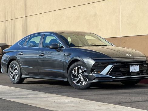 New 2026 Hyundai Sonata Blue image 2