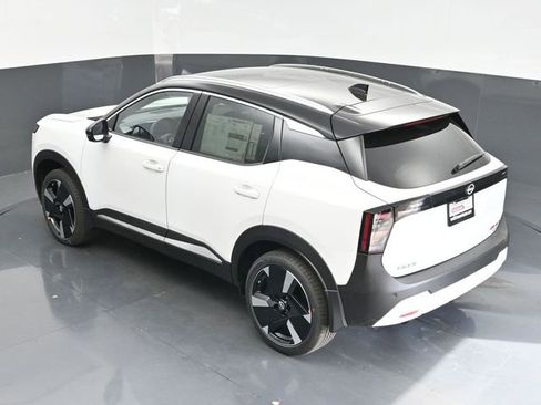 New 2026 Nissan Kicks SR w/ SR Premium Package AWD/4WD image 29