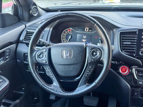 Certified 2023 Honda Ridgeline Black Edition image 18