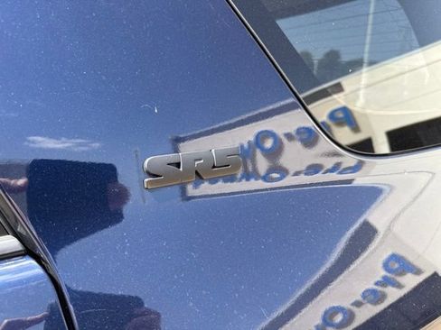 Used 2019 Toyota 4Runner SR5 Premium AWD/4WD image 6