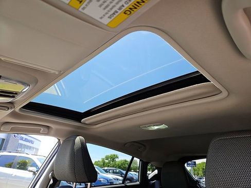 Certified 2024 Subaru Crosstrek 2.0i Premium AWD/4WD image 14