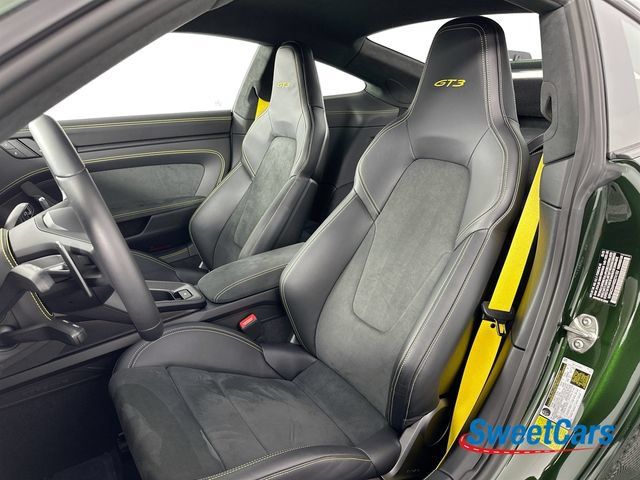 Used 2025 Porsche 911 GT3 RWD image 11