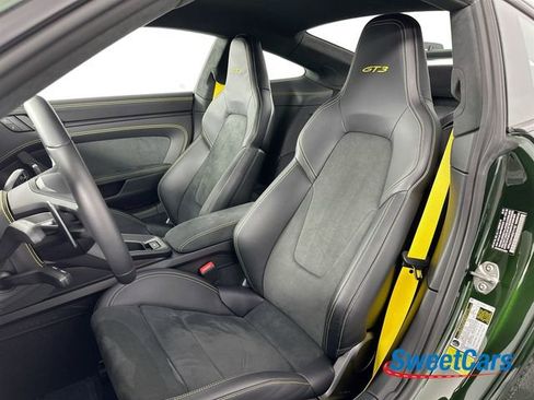Used 2025 Porsche 911 GT3 RWD image 11