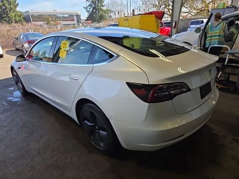 Used 2019 Tesla Model 3 Long Range image 2