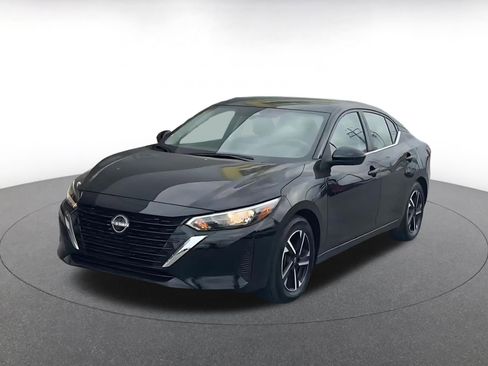 Used 2025 Nissan Sentra SV FWD image 7