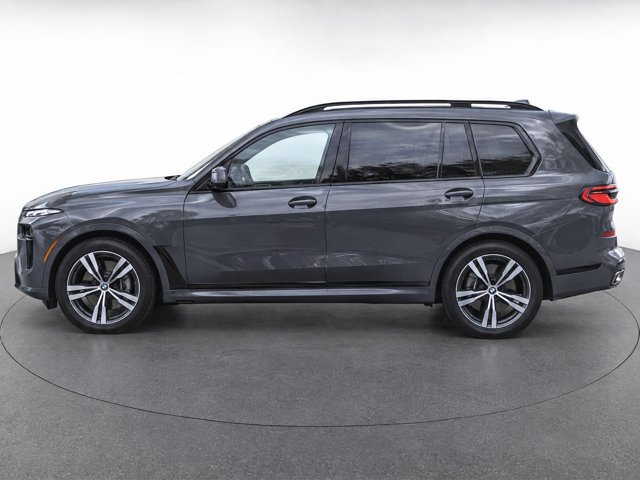 Used 2026 BMW X7 xDrive40i w/ M Sport Package AWD/4WD image 7