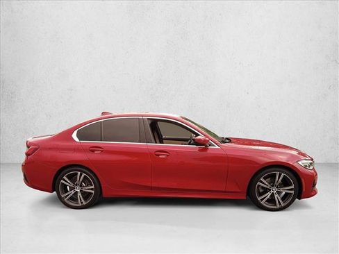 Used 2019 BMW 330i Sedan w/ Premium Package image 4