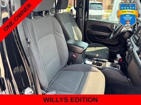 Used 2022 Jeep Gladiator Sport AWD/4WD image 13