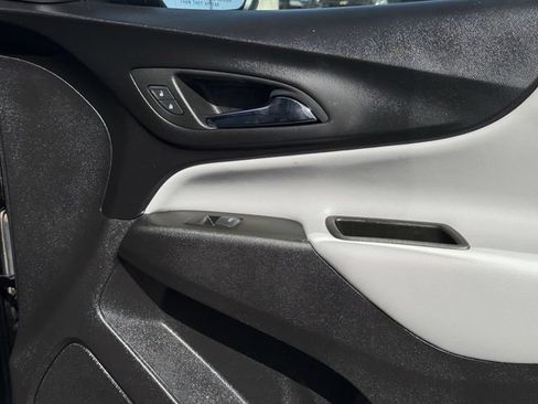 Used 2023 Chevrolet Equinox LT w/ Driver Convenience Package FWD image 26