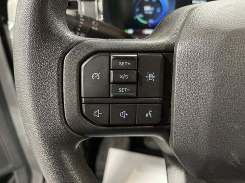 Used 2022 Ford F150 Lightning Pro image 19