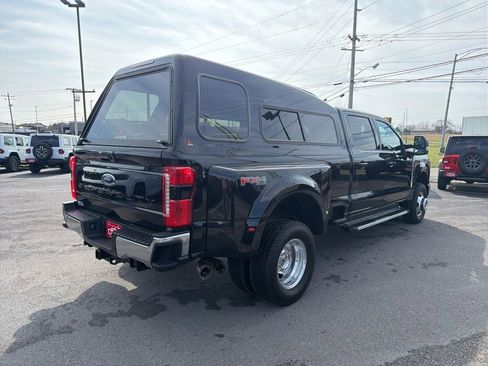 Used 2023 Ford F350 Lariat w/ FX4 Off-Road Package AWD/4WD image 3