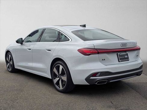 Used 2025 Audi A5 2.0T Premium w/ Convenience Package AWD/4WD image 5