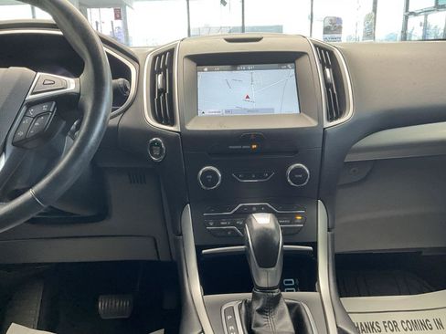 Used 2016 Ford Edge SEL w/ Equipment Group 201A AWD/4WD image 18