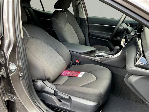Used 2023 Toyota Camry LE FWD image 29