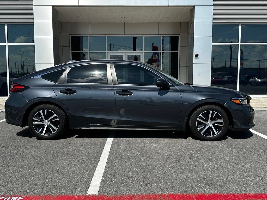 Used 2023 Honda Civic LX image 5