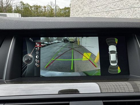 Used 2014 BMW 550i Sedan image 31