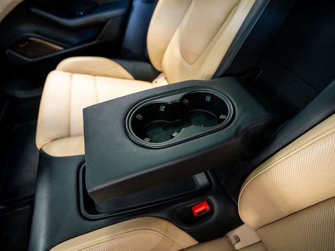 Used 2020 Porsche Taycan Turbo image 52