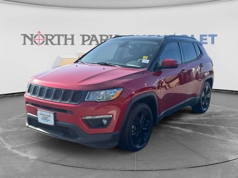 Used 2021 Jeep Compass Latitude FWD image 7