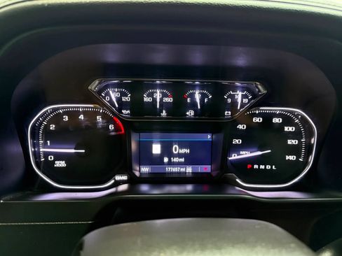 Used 2020 GMC Sierra 2500 SLT w/ SLT Premium Plus Package AWD/4WD image 17