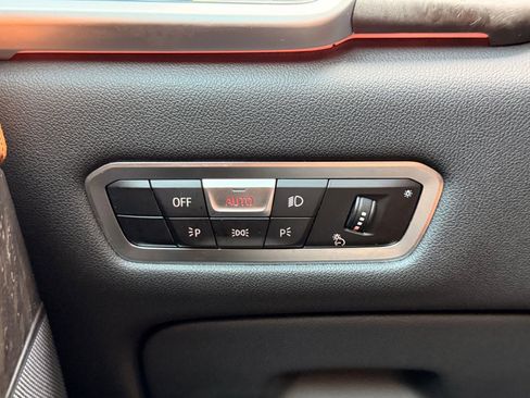 Used 2022 BMW X5 xDrive40i w/ M Sport Package AWD/4WD image 24