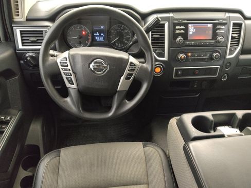 Used 2017 Nissan Titan S RWD image 22