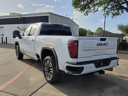 Used 2026 GMC Sierra 2500 Denali Ultimate AWD/4WD image 8