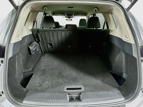 Used 2025 Nissan Rogue SV FWD image 28