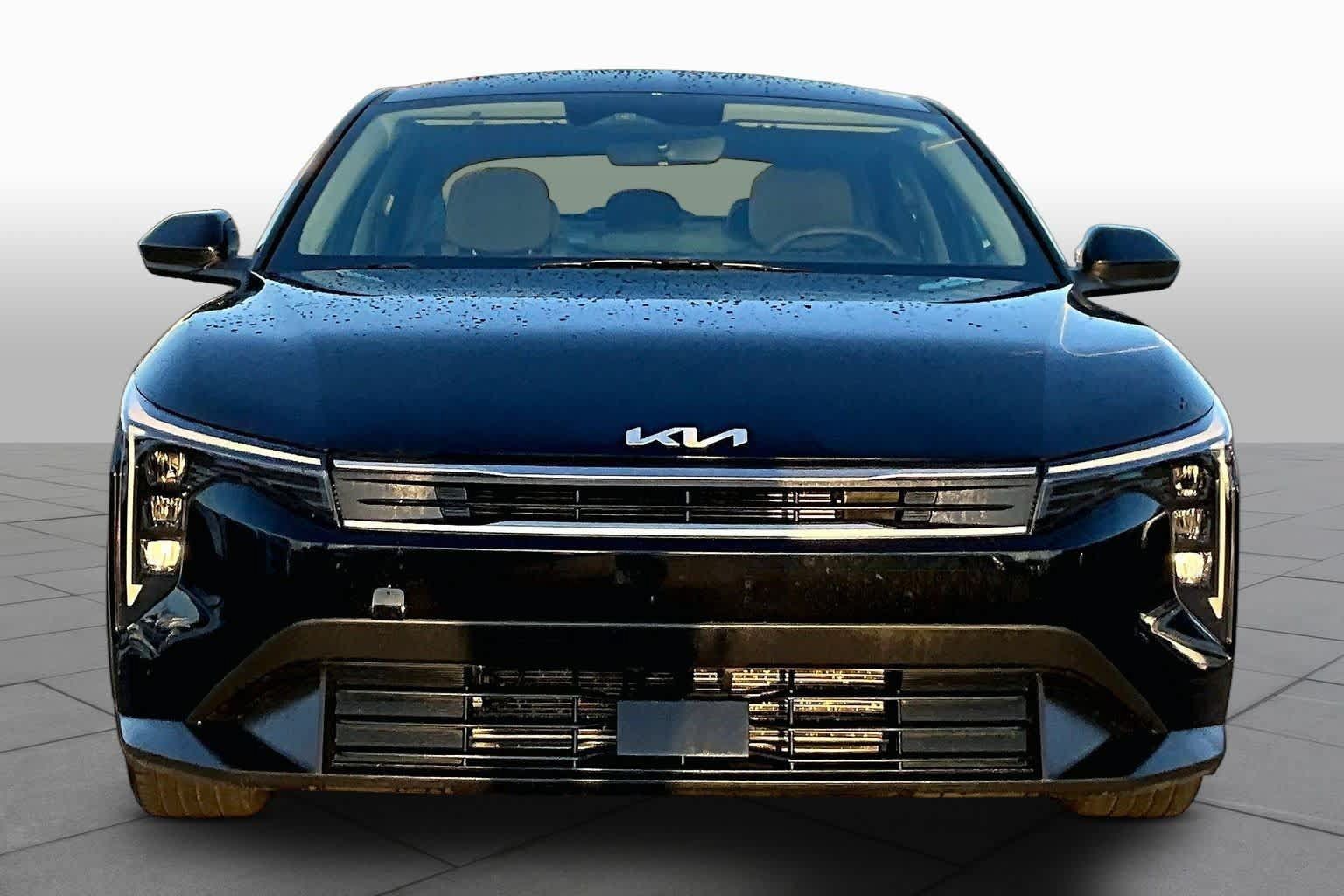 Used 2025 Kia K4 FWD image 4