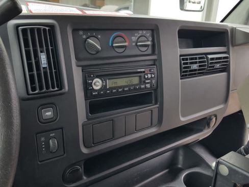 Used 2007 Chevrolet Express 3500 w/ School Bus Package image 13