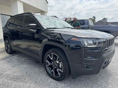 Used 2026 Jeep Cherokee Overland w/ Trailer Tow Group AWD/4WD image 33