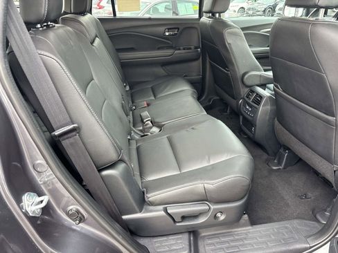 Certified 2022 Honda Pilot Special Edition image 19