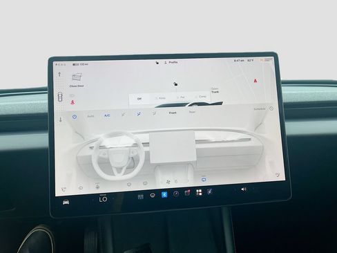 Used 2025 Tesla Model 3 Long Range RWD image 16