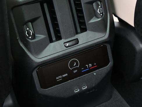 Certified 2025 BMW X3 xDrive30i w/ Premium Package image 28