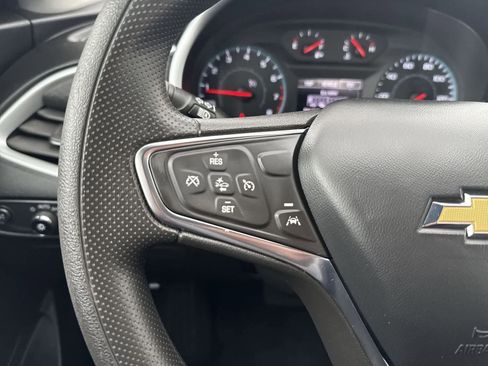 Used 2023 Chevrolet Malibu LT image 28