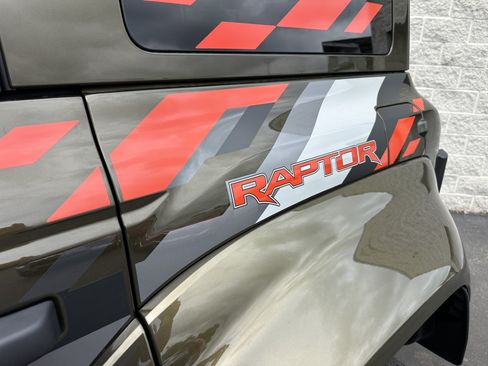 Used 2024 Ford Bronco Raptor AWD/4WD image 9