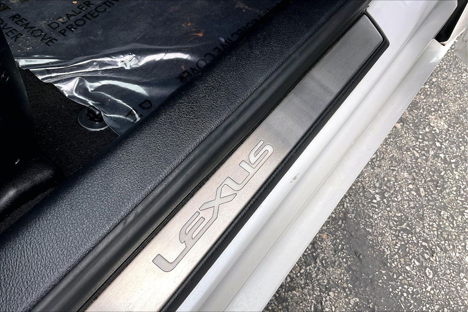 Used 2019 Lexus IS 300 RWD image 9