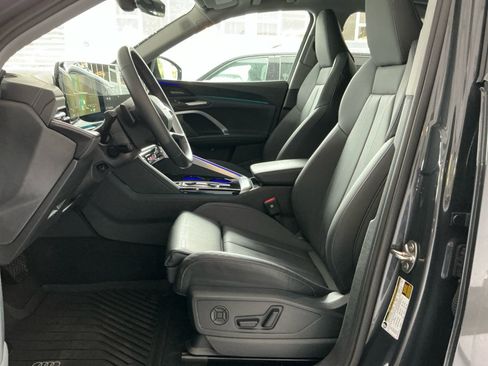 Used 2025 Audi Q5 Premium Plus w/ Premium Plus AWD/4WD image 34