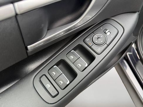 Certified 2025 Hyundai Sonata SE FWD image 21