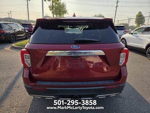Used 2020 Ford Explorer XLT w/ Equipment Group 202A AWD/4WD image 5