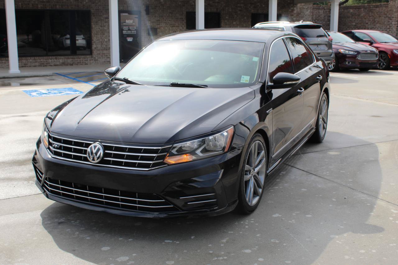 Used 2017 Volkswagen Passat 1.8T R-Line FWD image 7