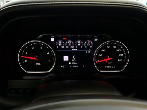 Used 2020 Chevrolet Silverado 3500 High Country image 12