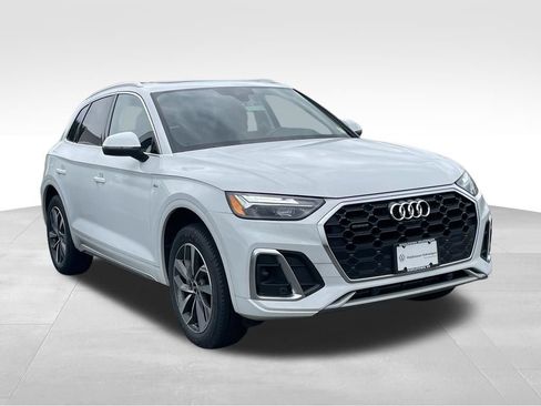 Used 2023 Audi Q5 2.0T Premium Plus AWD/4WD image 3