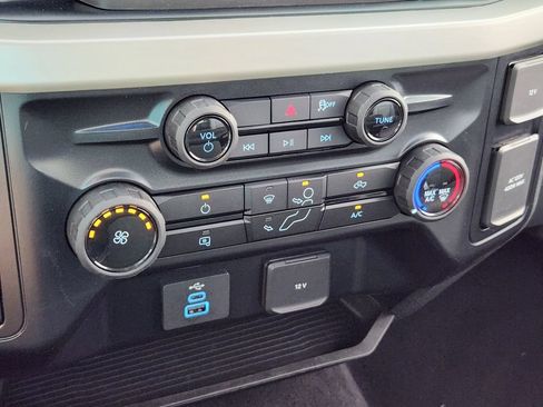 Used 2025 Ford F250 XLT AWD/4WD image 24