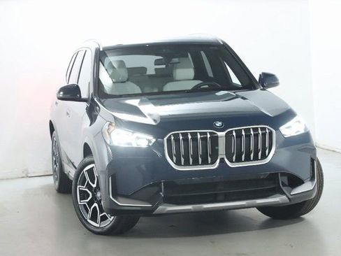 Used 2026 BMW X1 xDrive28i w/ Technology Package image 2